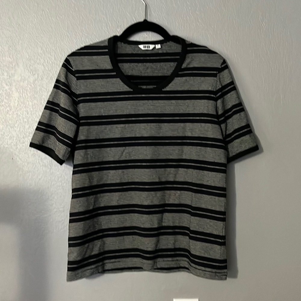Uniqlo Stripped T-shirt